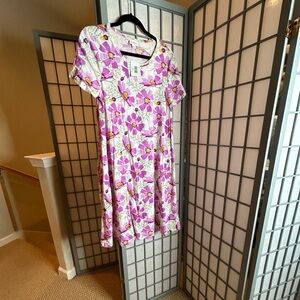 NWT LuLaRoe Jessie Swing Dress with Purple and White Floral Design
